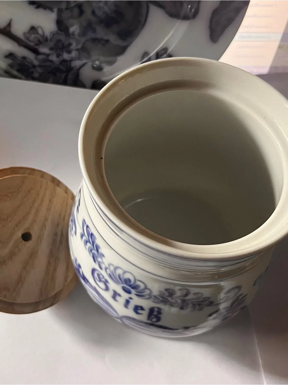 Blue Onion Grieb Flour Canister with Wooden Lid Wallendorf porcelain Jar